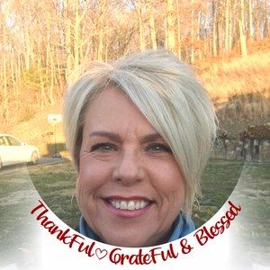 Meet your Posher, Debbie